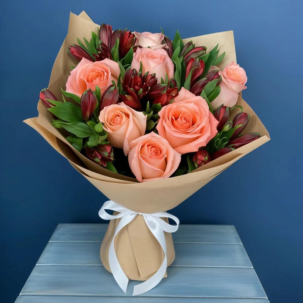 Букет цветов из: Розы и Альстромерии в Дылыме