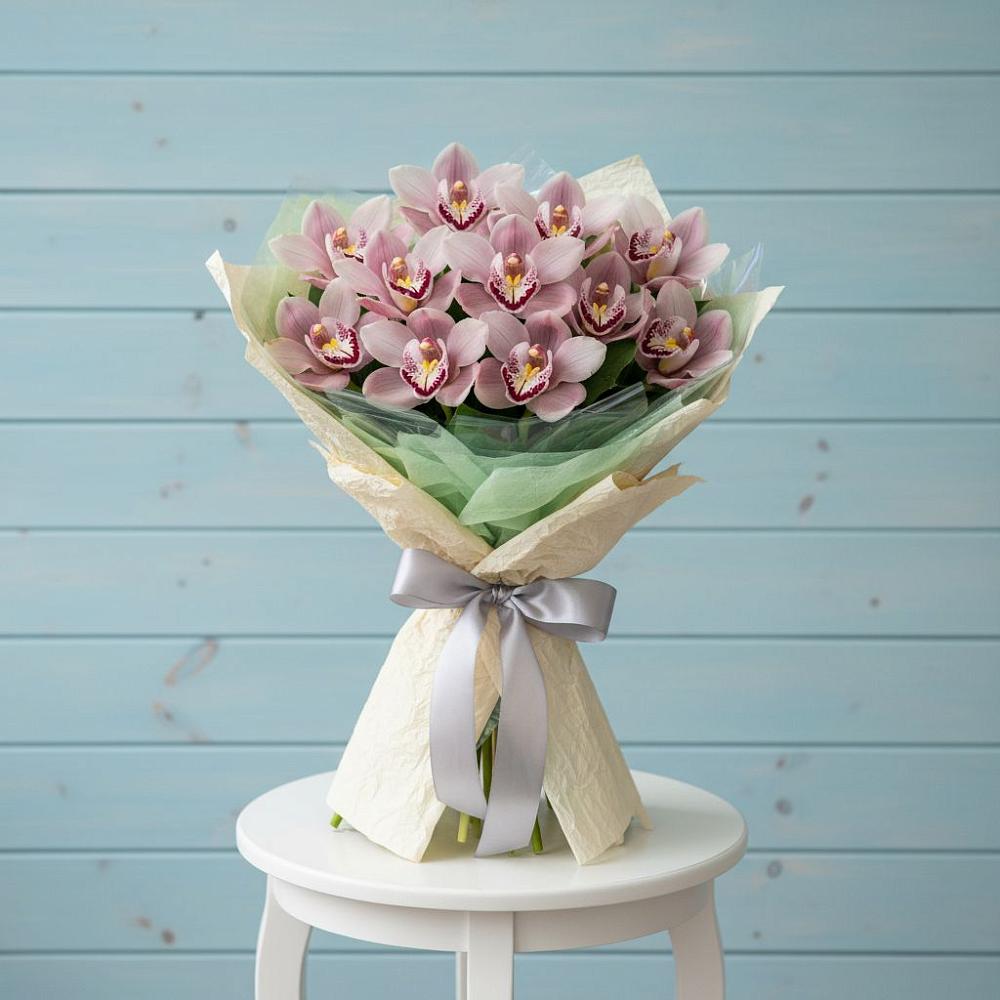 Букет цветов из: Орхидеи и Розы в Дылыме