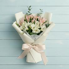 Букет цветов из:  Альстромерии в Дылыме