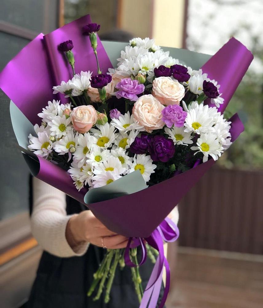 Букет цветов из: Хризантемы, Гвоздики и Розы в Дылыме