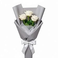 Букет 3 белые розы в Дылыме