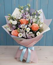 Букет цветов из:  Лизиантусы, Розы, Альстромерии и Гипсофила в Дылыме