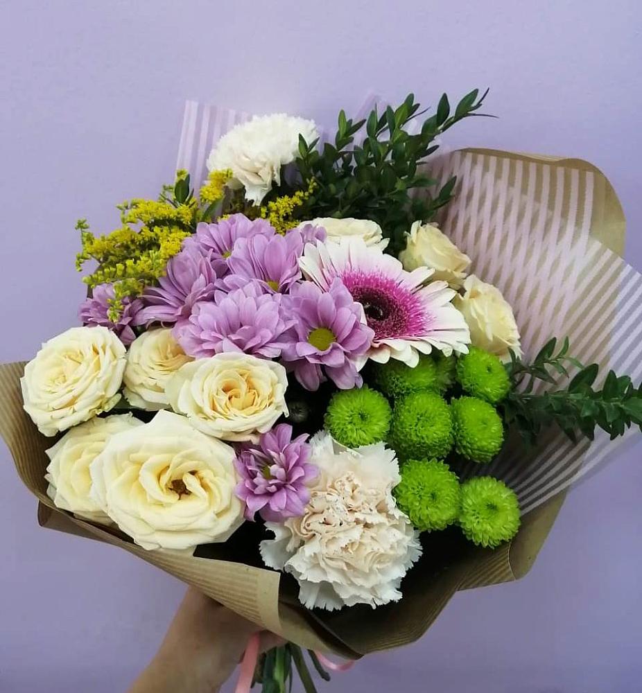 Букет цветов из: Хризантемы, Розы, Гвоздики и Герберы в Дылыме