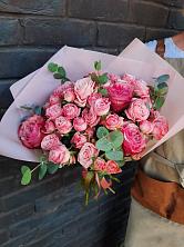 Букет розы в пальмах в Дылыме Букет цветов из: Розы в Дылыме