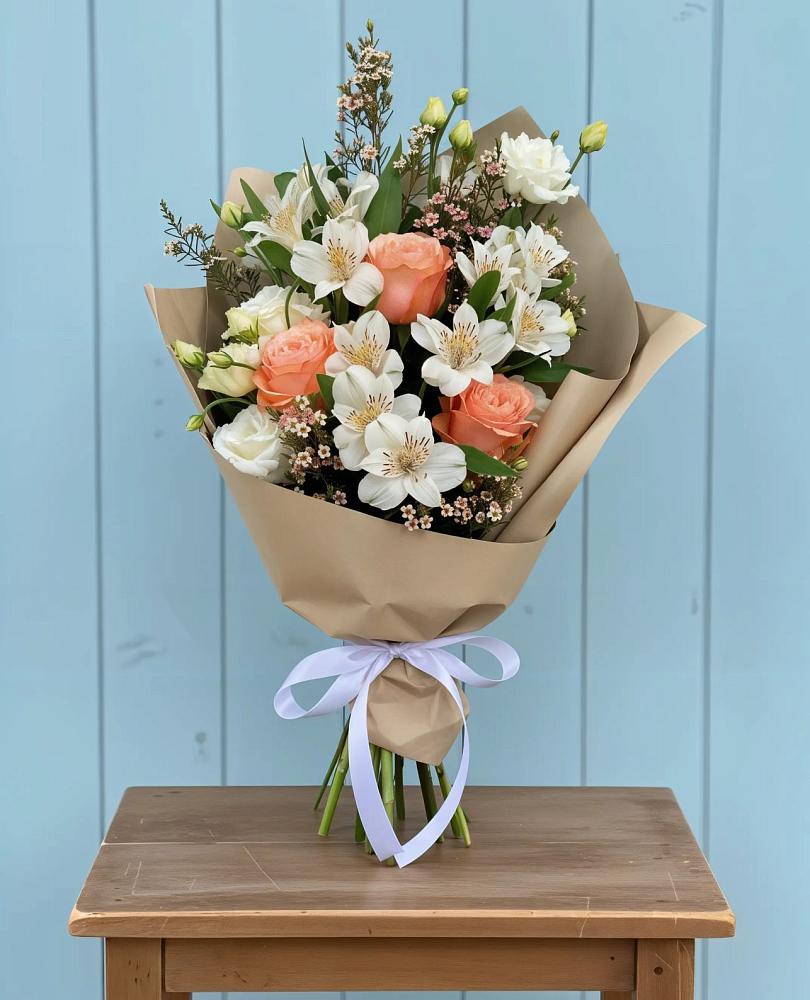 Букет цветов из: Альстромерии, Лизиантусы, Розы и Хризантемы в Дылыме